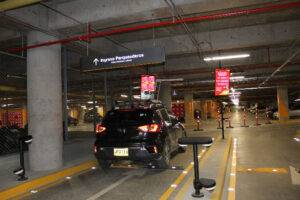 Smart Parking - seamless parking Ezytec